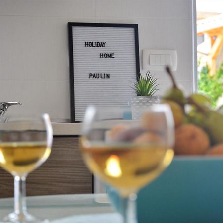 Holiday Home Paulin Обровац Экстерьер фото